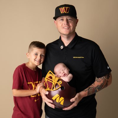 Father of 2 boys. Married to my best friend. Townsend’s Hydroclean is the empire. Let’s go O’s! Redskins raised, Commanders praise #TakeCommand #HTTC