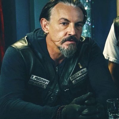 VPChibsSOA's profile picture. ❝I’ll do whatever it takes to keep my family safe.❞ || #SAMCRO || The Scot || || Daughter: @OfLethalCharmz #VicePresident || #RPAccount