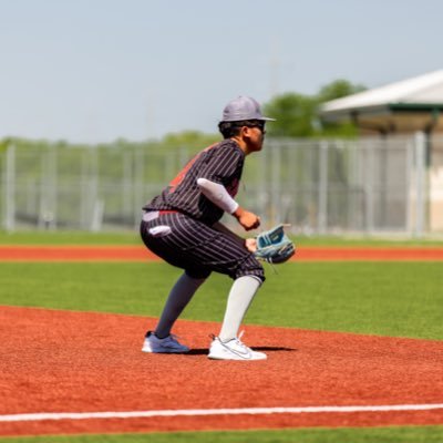 Class of 2023 | 2B/3B/RHP | South Grand Prairie Highschool | Line Drive 17u Middleton |