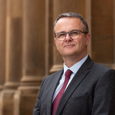 Deputy Registrar @UniofOxford; Professorial Fellow @JesusOxford