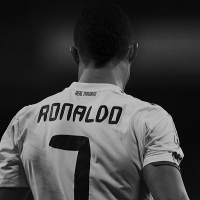 Fav player: C.Ronaldo 
Fav league: Premier League 
Fav team: Manchester United 
Best player ever: Ronaldinho 
FIFA 22 Player