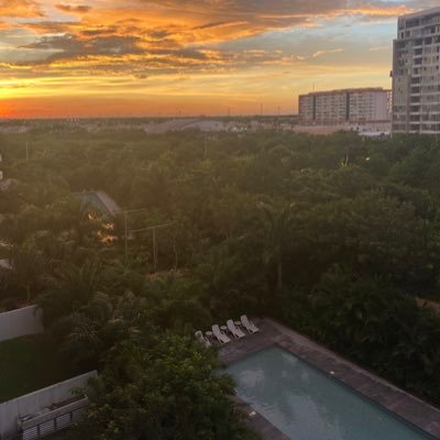 cristel_MD's profile picture. Todo empezó un 25 de abril.... Letterboxd: Cris25