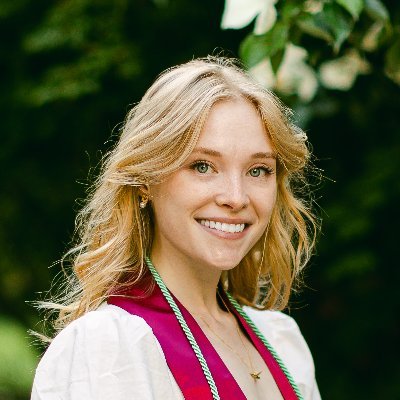 shannon__golden's profile picture. Journalist. Current: @uo_snowden intern at @lagrandenews in La Grande, OR. Former: editorial intern at @TransitionsMag, writer and web designer for @fluxoregon