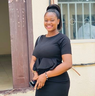 Proud Ekiti babe🥰 Lawyer 🤗🥰 foodie😎 Baker👩🍳 Crocheter🧶 Perfume Vendor