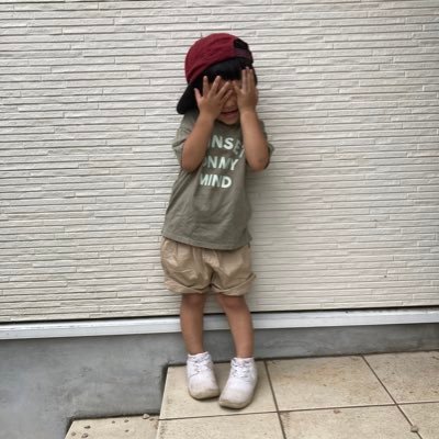 sjssjs747411's profile picture. 3boys 猫