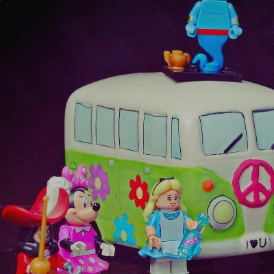 DarkSuperr's profile picture. Working mother and wife. #hobbies include #ebay #ebayseller #ebaystore #deals #thrifting #thrift #clothes #beach