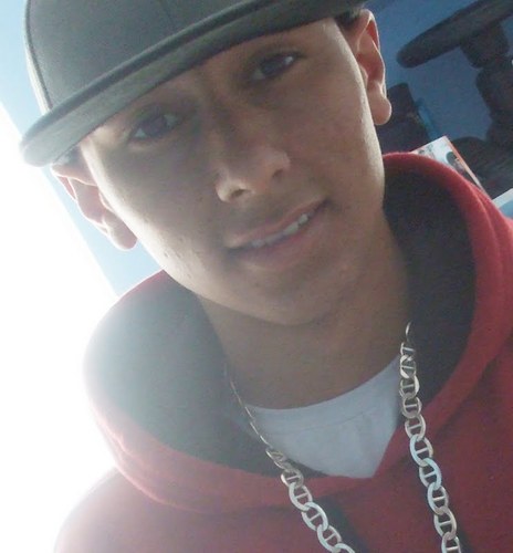Que bom viver, como é bom sonhar E o que ficou pra trás passou e eu não me importei Foi até melhor ♪