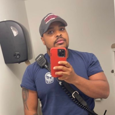 Im 26 yrs old. Im a Volunteer Firefighter/Medic at Oak Grove Vol. Fire Department