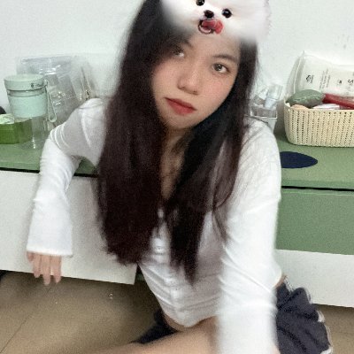 yujiaoli5's profile picture. Tin box salesman