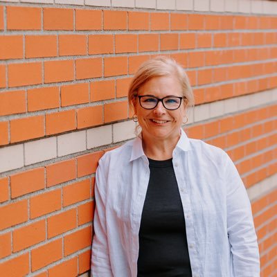 CarknerCindy's profile picture. Mamma bear | Wife |Design consultant |Creative | Resourceful #LoveMyPoco