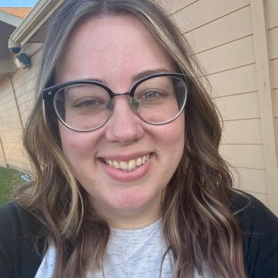 Speech & Debate Coach 🖋Student Media Teacher 🎥 Redbull & Coffee Addict ☕️ Dog Mom to Banana 🐶🍌 Lover of Tex-Mex Food 🌮 Opinions are my own