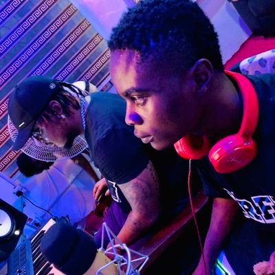 musical Artist
Freezy Nation Entertainment rock star
💬💬💬