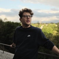 Dominic Flückiger (@flocketogo) Twitter profile photo