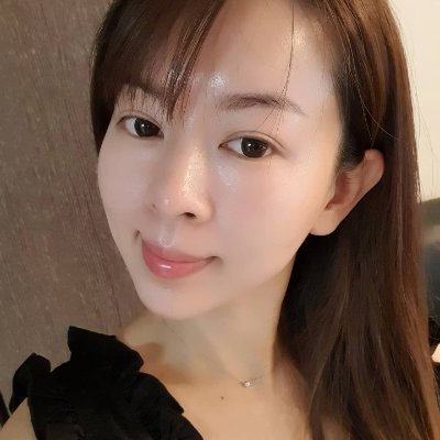 Anne99587150's profile picture. A person's day should also be happy to live