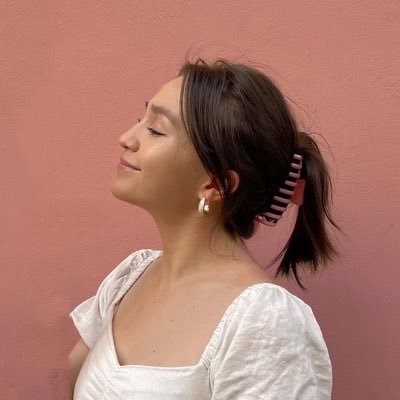 Balance entre Pinterest mom y fan de Shrek 2. Tica Mexicana. Espacio seguro para hermanas mayores 🫶🏼