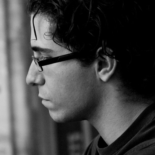 Lighting designer, photographer, film maker. T&L, Tiberi & Levrio des. ass.; VAS srl.