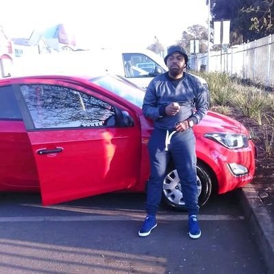 @siwelawines 🍷🍾🇿🇦 🥩🥙 #selomoproperties 🏬☠oncalways ⚽ManUnited🔴RealMadrid⚪🕯️📙 winners are not made in stadiums,they are only revealed there.