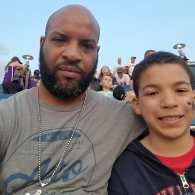 Ramon17321450's profile picture. 