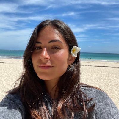 veronicarodz_'s profile picture. 