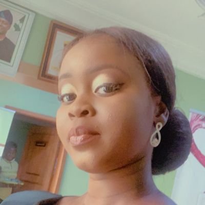 holatorerah's profile picture. 