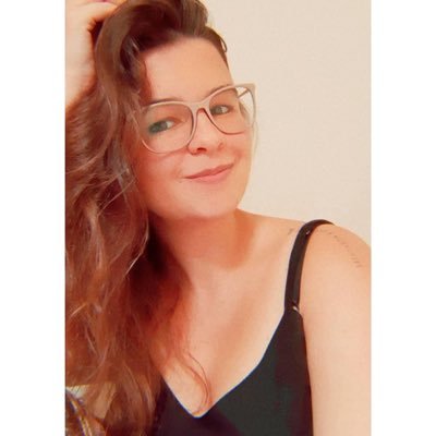 Sem amarras, barco embriagado ao mar 🌊