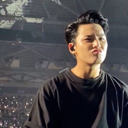 putrilovae's profile picture. req? DM yahh ❗❗mau nyari apa? insyaallah disini semua ada kecuali kata manis dari mantan✨