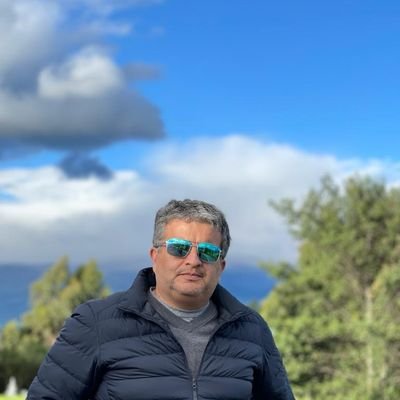 fvivero's profile picture. Esposo, Padre, Amigo! Mi Fortaleza Dios!
No creo en los socialistas peor en los que se dicen comunistas.