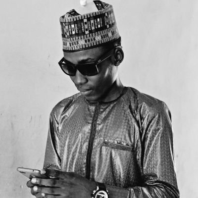 Academic 👨🎓B.Agric. Economics and Extension, BUK // https://t.co/yGuJQSjtEo. Agricultural Economics FUD//proudly Hadejian🐴//Barca ❤💙
Marketer @phxweb3