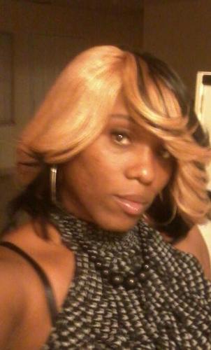 single blk female do what i do best shopping cookin and enjoying life livin everyday as its my last!!!