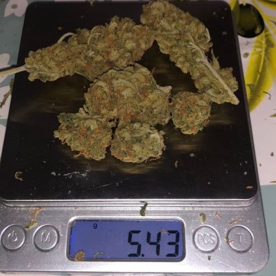 Salut , livraison weed pilon en île de France . Grosse promo 3 pochette de 50 achète la 4 eme offerte . 50 achète le deuxième à 40e . Snap : loiic755