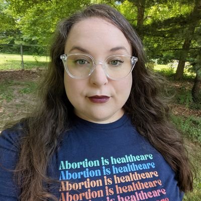 ThisPugLife's profile picture. There's like, a lot of pugs in here.