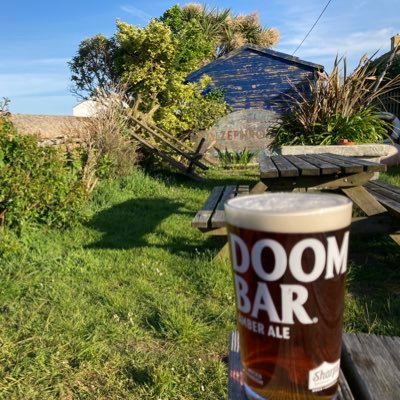 arrakisspice's profile picture. Helpful Geeky IT guy