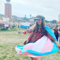 Isobel Rowland (@iztweets94) 's Twitter Profile