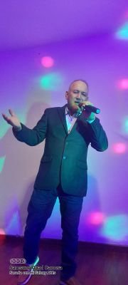 Soy Tolimense Cantante Musica (popular, Ranchera, Llanera y Otros Generos) Sargento Primero en uso de Buen Retiro del Glorioso Ejercito Nacional. Creo en Dios.