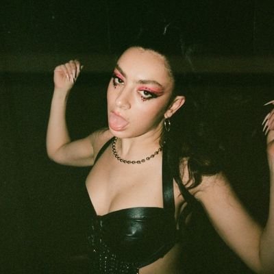 jadenxcxangel's profile picture. Hey! 'You've got amazing taste Jaden'  Crash 💥💥💥