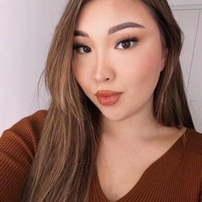 Beauty Journalist | Published in Glamour UK, Marie Claire UK, Cosmopolitan UK, Refinery 29 UK, Vogue Arabia, Glamour US, British GQ.