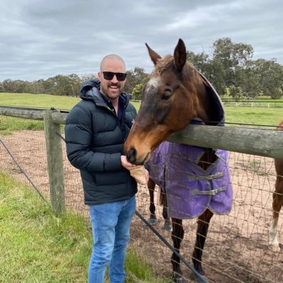 Taygen Sage. Racing, Footy, Boxing, Cricket. Go Bombres! 🔴⚫️ Rogan Josh in pic.