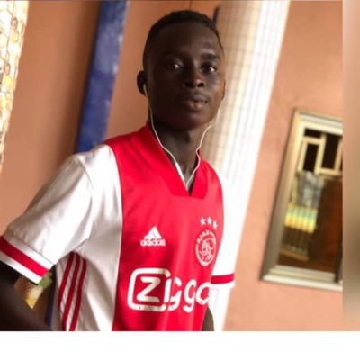 Cashout_2002's profile picture. At ur service