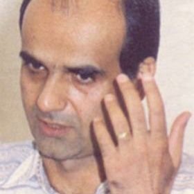 shahidpoyandeh's profile picture. فقط دنبال حق باشید و راستی..پفیوزها رو رسوا کنین