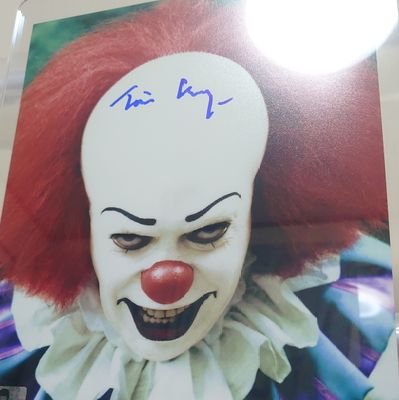 MARVEL,STAR WARSなどの映画を中心にオートグラフやグッズを集めています。集めたオートグラフはプロフィールの固定ポストにて毎年更新中です。