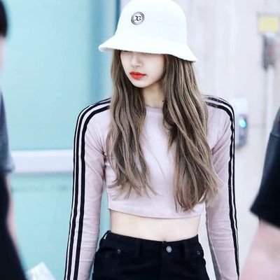 Lilies🫶🏻

LISA IG:https://t.co/51Io6d19uZ
CHANNEL1 https://t.co/ntY2aXOkl1
Channel2👇🏻