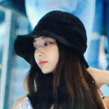 tghvve's profile picture. •anything can be here🌞🥛🥢🎧