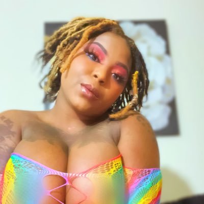 𝒮𝒽𝑒 𝒶 𝓁𝒾𝓁 𝒻𝓇𝑒𝒶𝓀 𝑜𝓃 𝒸𝒶𝓂 😉💻😈 Skincare Brand: @butterflybaby4u |𝓲𝓷 𝓶𝔂 𝓸𝔀𝓷 🌏💫🍃| 🤪Join my Onlyfans |DMs for c0ntent buyers 0nly 💌
