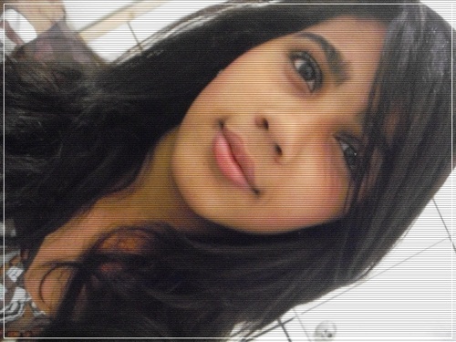 #Taurina ,17 anos,família s2 ,Aracaju ...chata, sensível e tagarela .
Já perdi a conta de quantas vezes me senti invisível quando mais precisava de atenção.