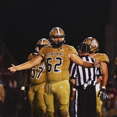 TCCHS🏈 Guard/Tackle 6’2 260. email- saulsb4638@tcjackets.net. cell- 229-516-0832 5.0 40 500lb squat/ 6A All Region First Team OL/ 6A All State OL