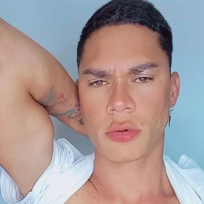 luchitounico30's profile picture. disfruta de buen contenido...  0983803889 🇻🇪🇪🇨🏳️‍🌈🍆🍑 CUENCA_ECUADOR