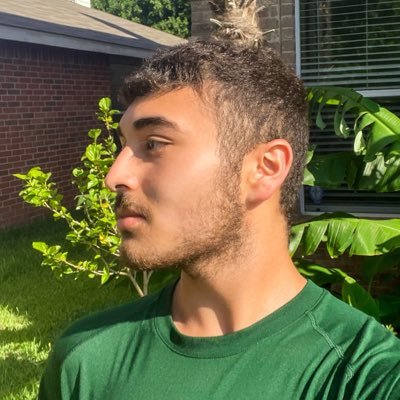 CuteyBussy's profile picture. Yes