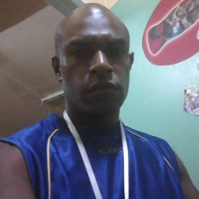 giliwut's profile picture. Robot