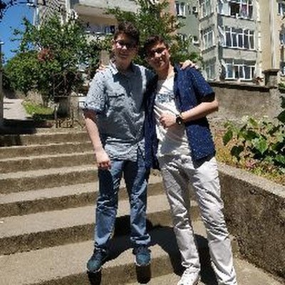 merzbek80606892's profile picture. ÖMER