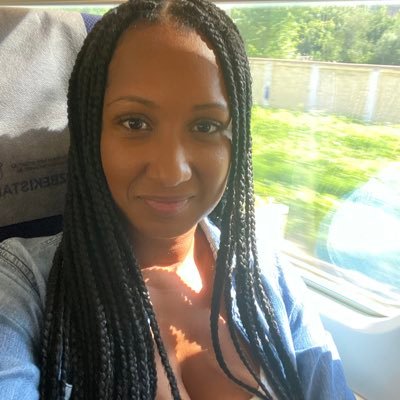 jusbee_'s profile picture. 